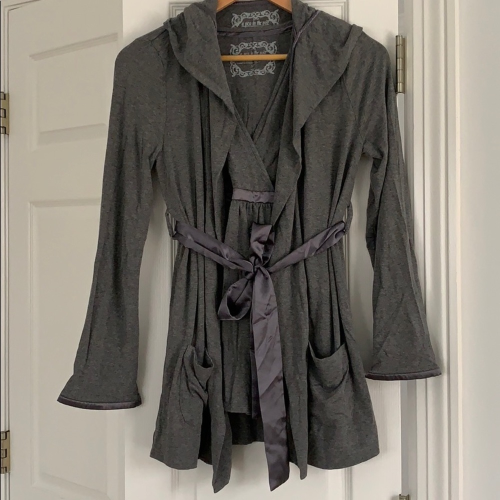 A Pea in the Pod Three Piece Lounge Set